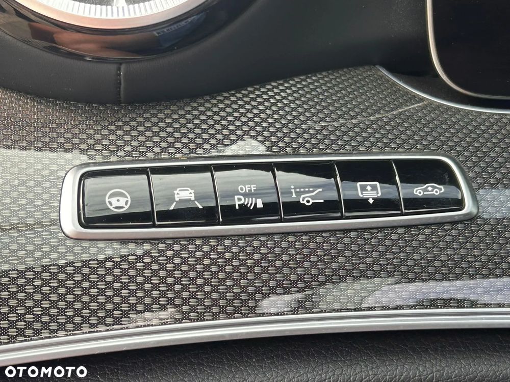 Mercedes-Benz Klasa E AMG 53 4Matic AMG Speedshift 9G-TRONIC - 20