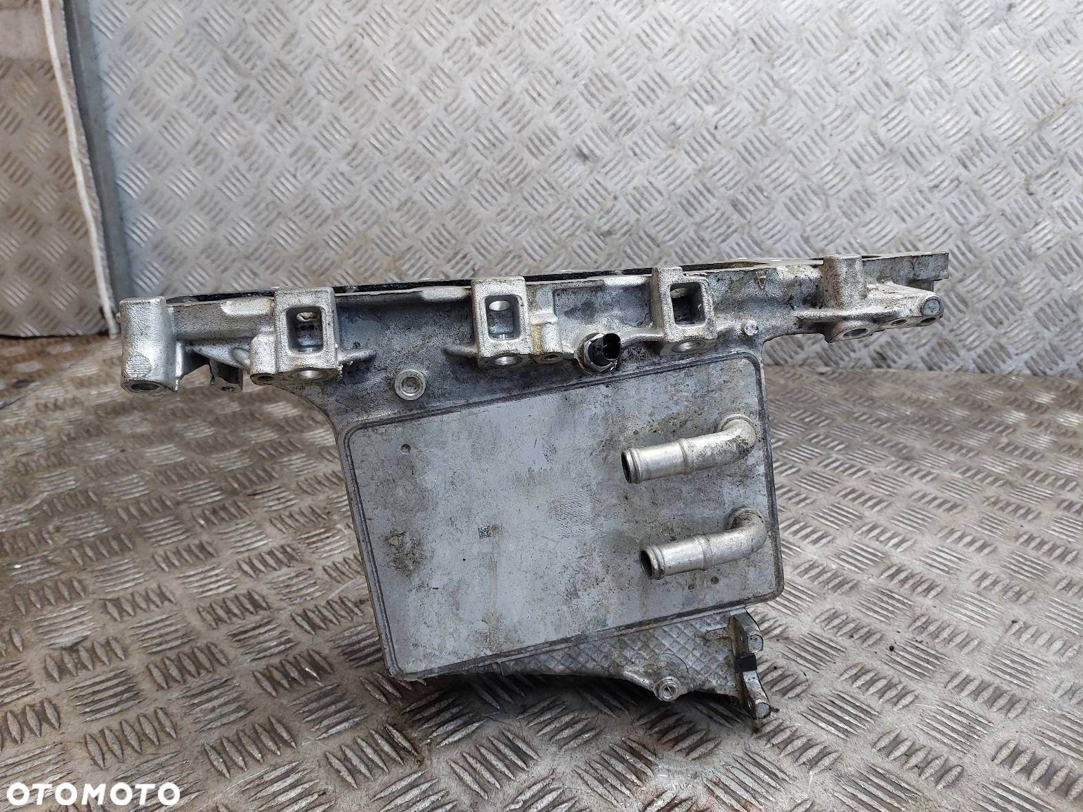 KOLEKTOR SSĄCY VOLKSWAGEN PASSAT B8 LIFT 2.0 TDI 04L129711AB - 2
