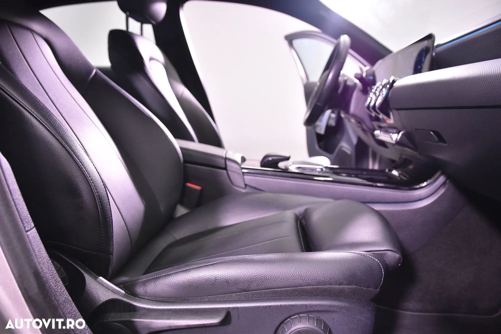 Mercedes-Benz A 180 7G-DCT - 11