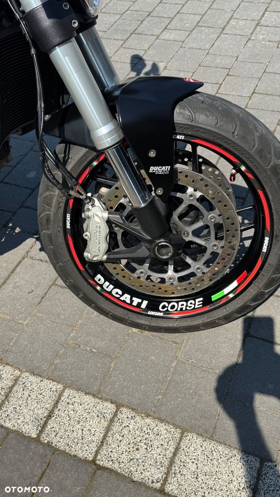 Ducati Monster - 4
