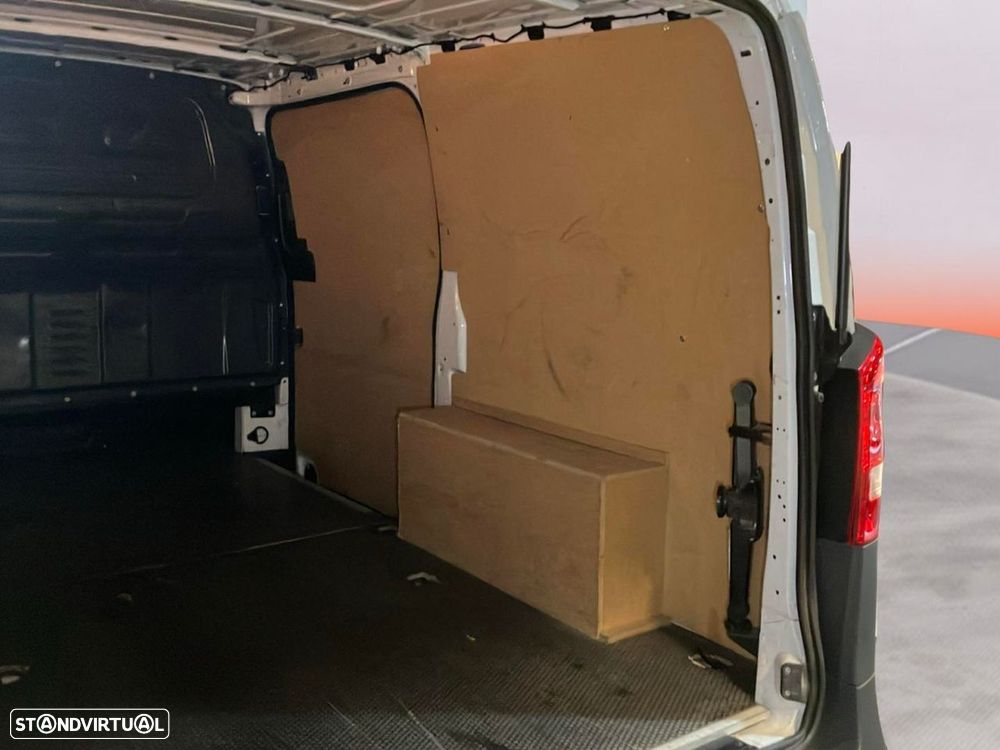 Mercedes-Benz Vito - 22