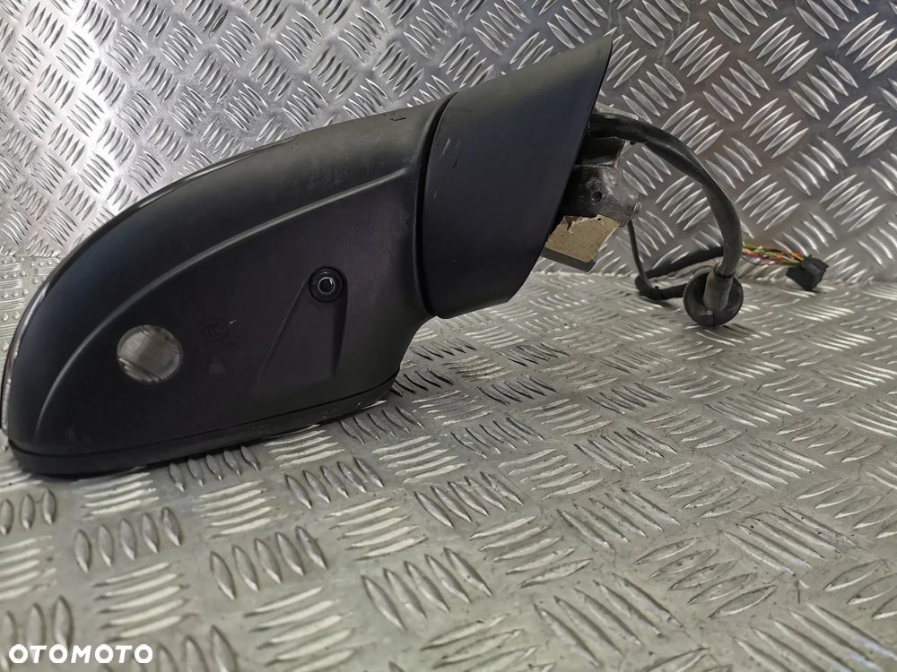 VW TOUAREG 7P 10-18R LUSTERKO PRAWE KAMERA 12 PIN LC9X - 6