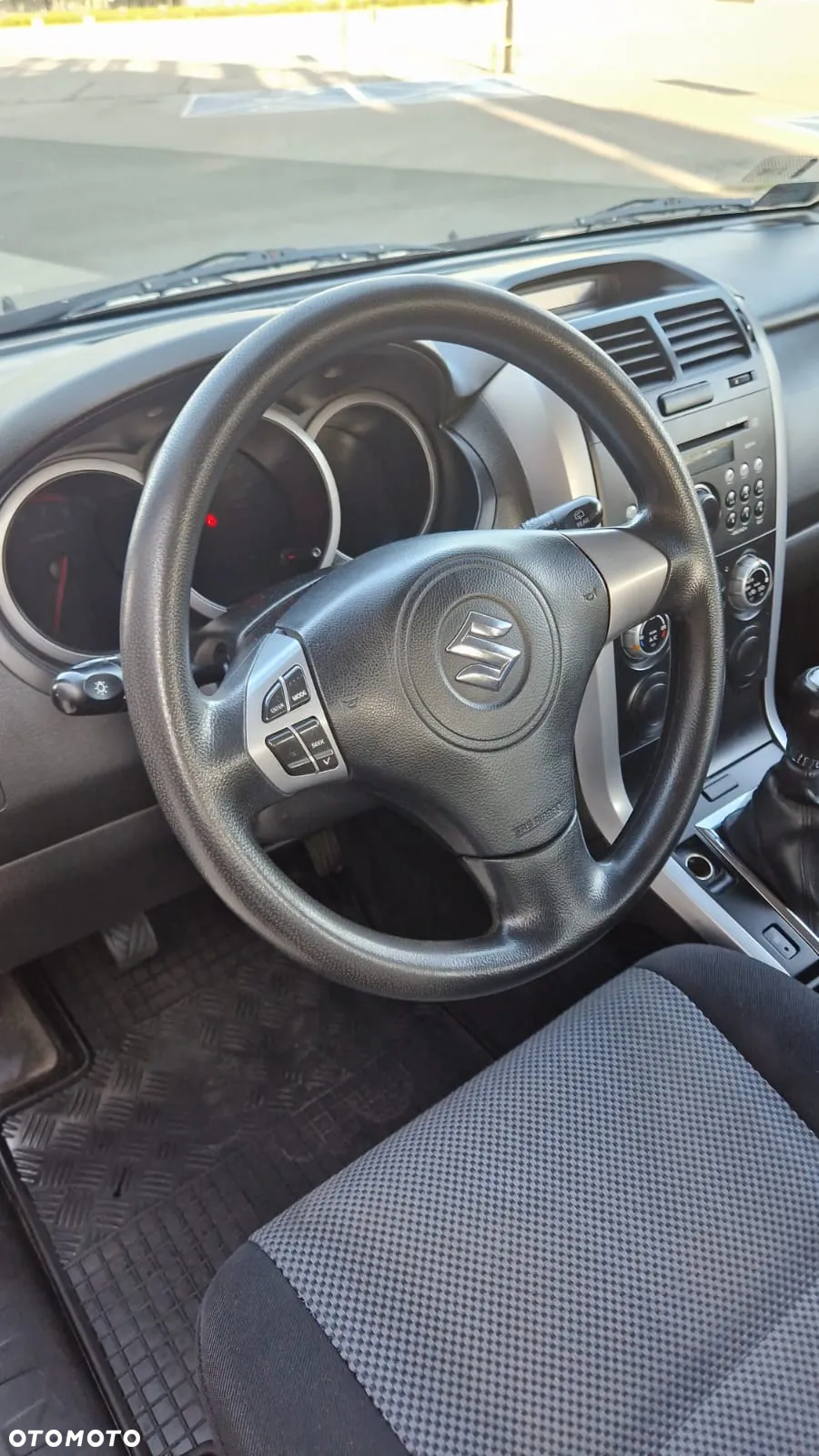 Suzuki Grand Vitara 1.6 - 16
