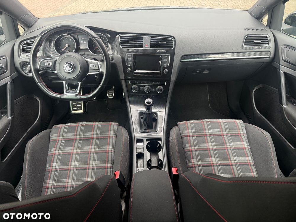 Volkswagen Golf 2.0 TSI BMT GTI Performance - 6