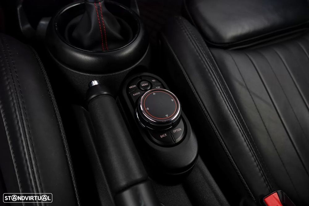 MINI Cabrio John Cooper Works Auto Desportiva - 15