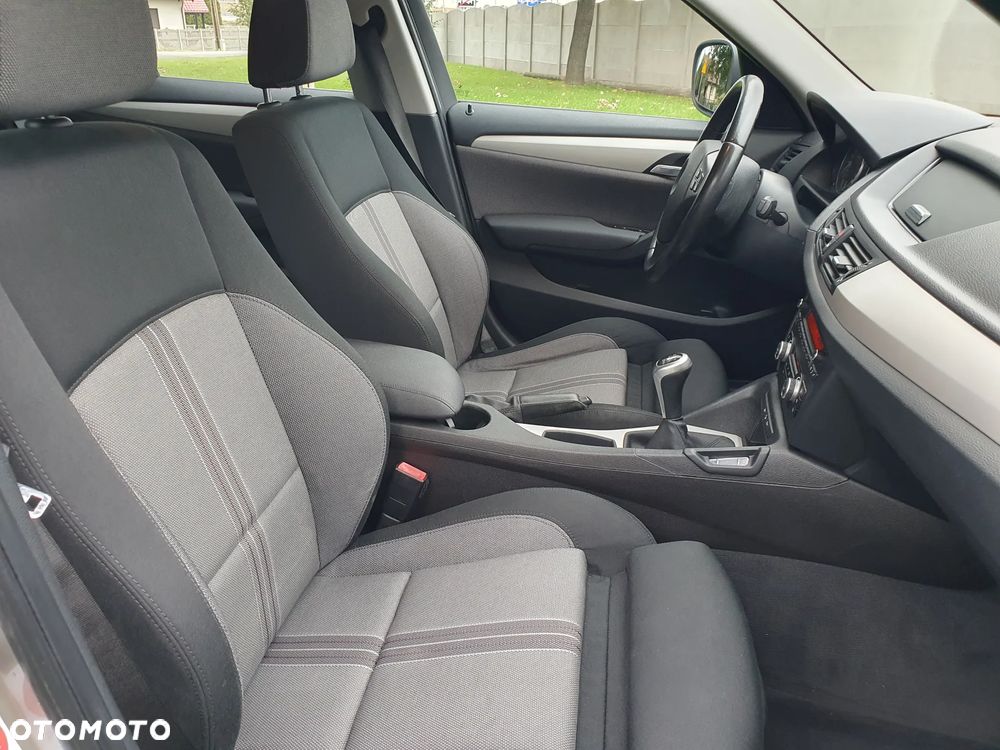 BMW X1 xDrive20d - 17