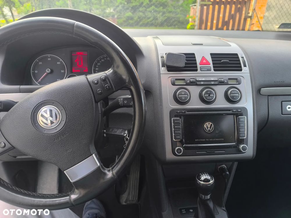 Volkswagen Touran 2.0 TDI DPF Trendline - 15