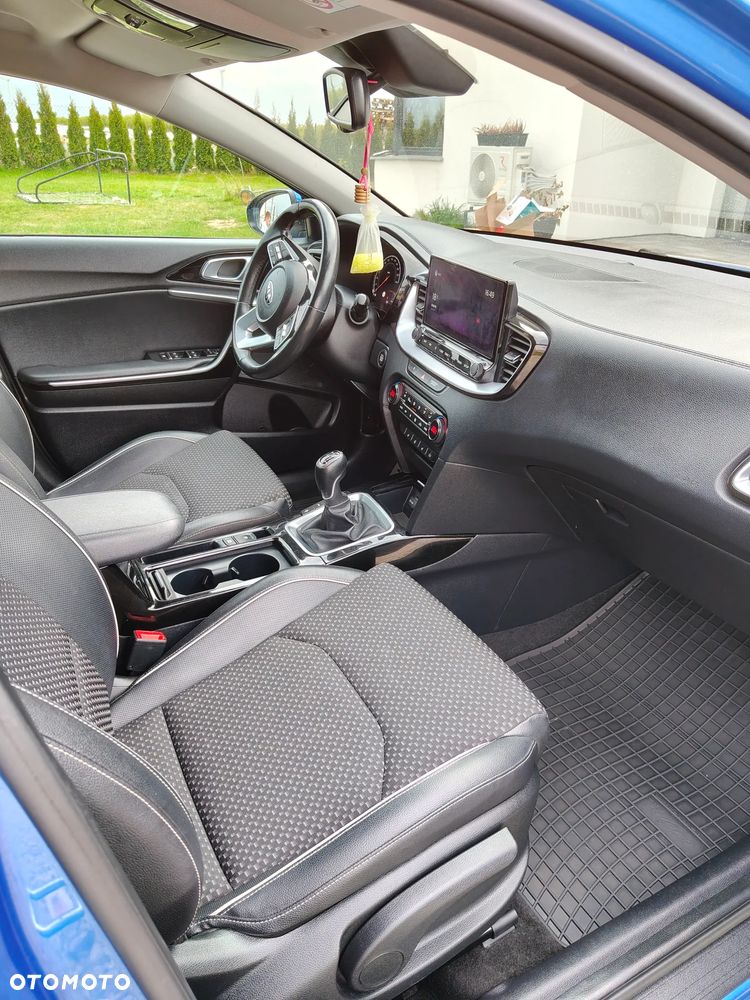 Kia Ceed 1.4 T-GDI L Business Line Plus - 7