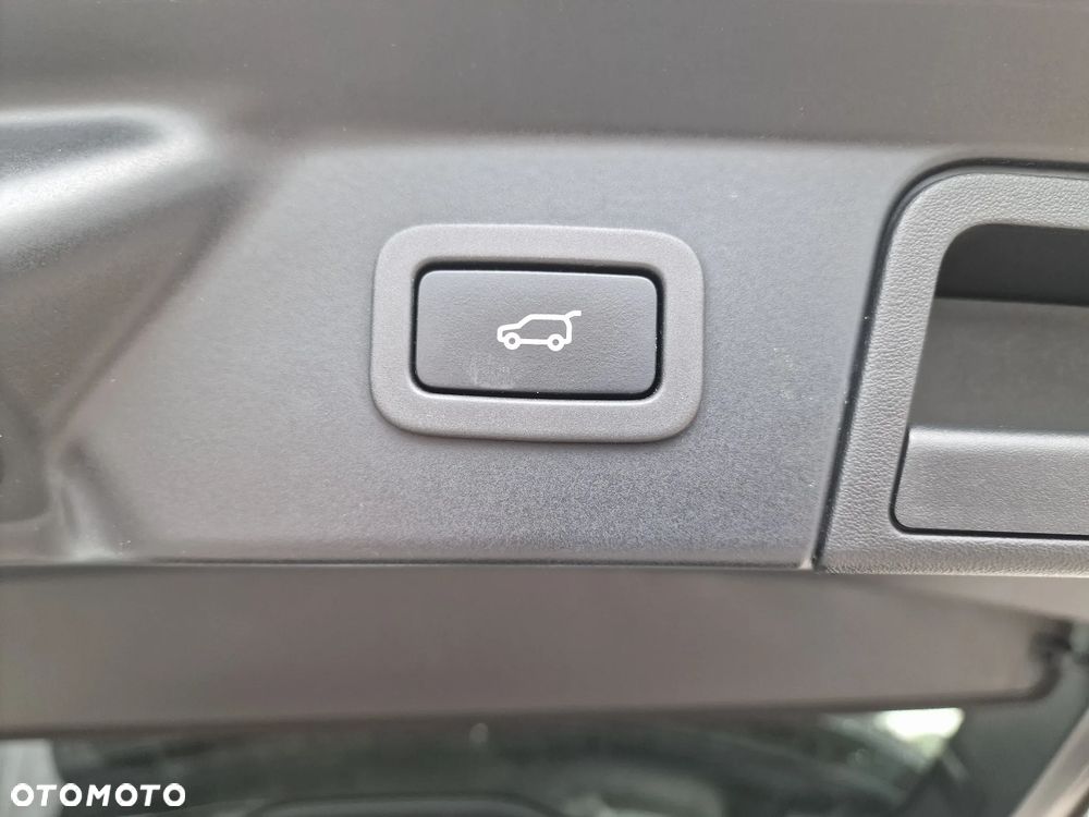 Land Rover Range Rover Velar 2.0 R-Dynamic SE - 39