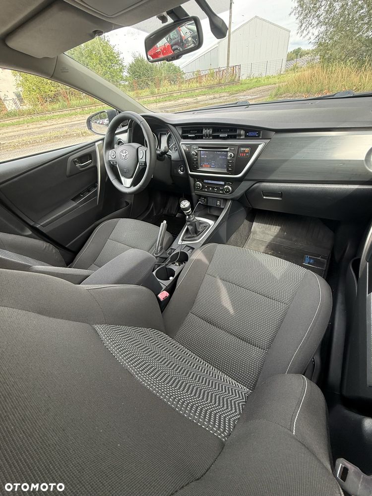 Toyota Auris - 7