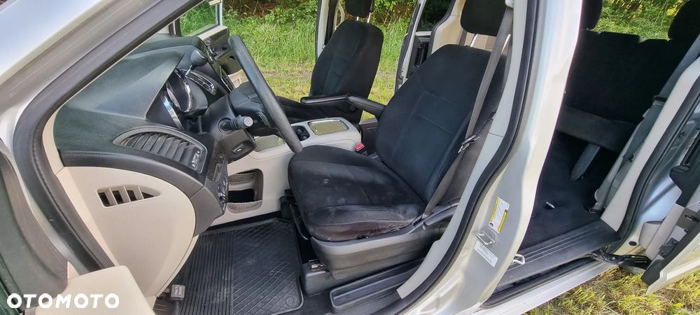 Dodge Grand Caravan 3.6 Express - 32