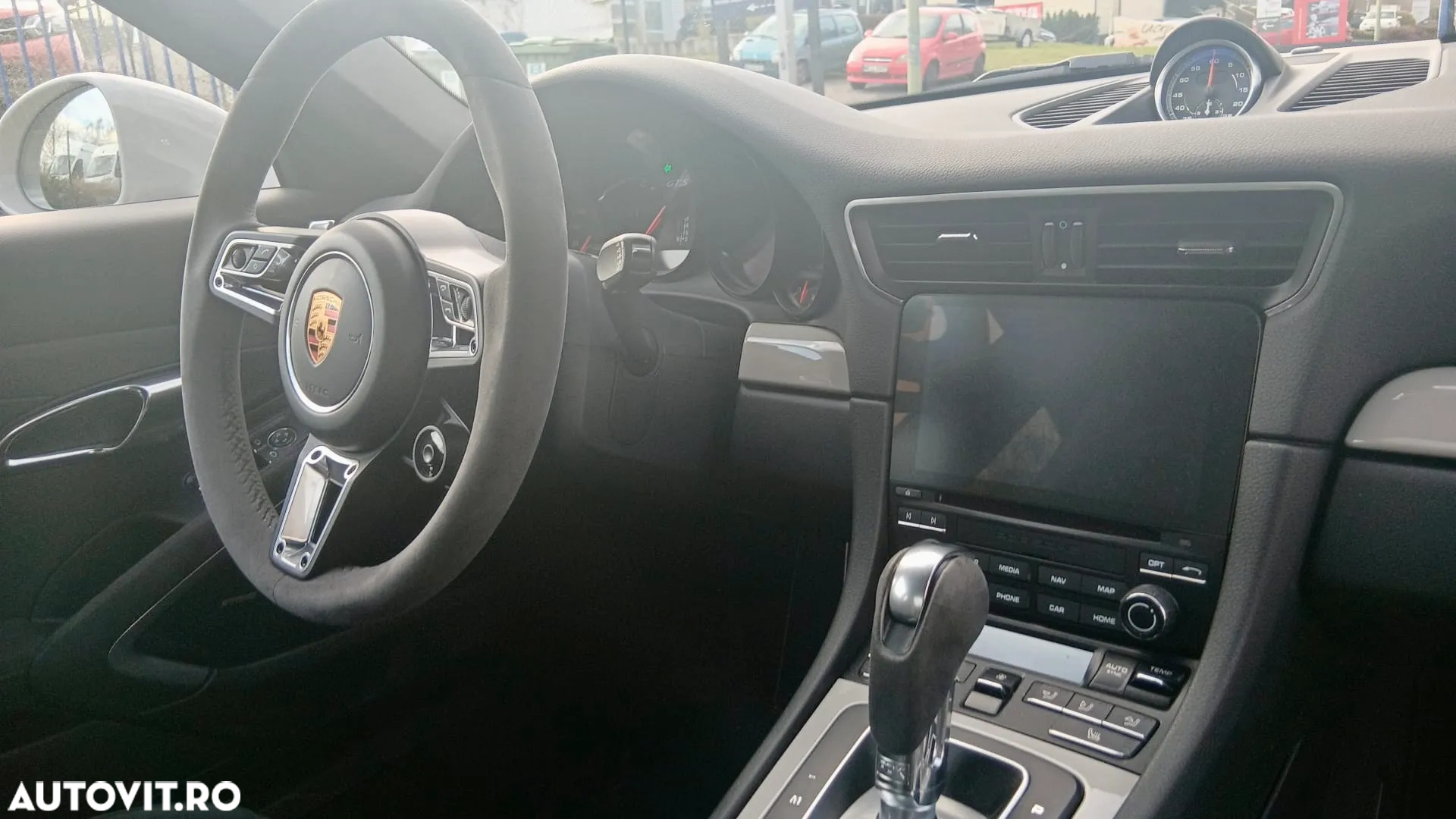 Porsche Carrera GT - 7