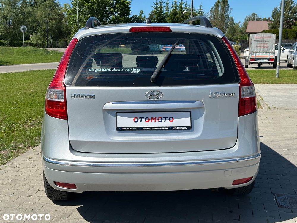 Hyundai i30 i30cw 1.6 Edition Plus - 11