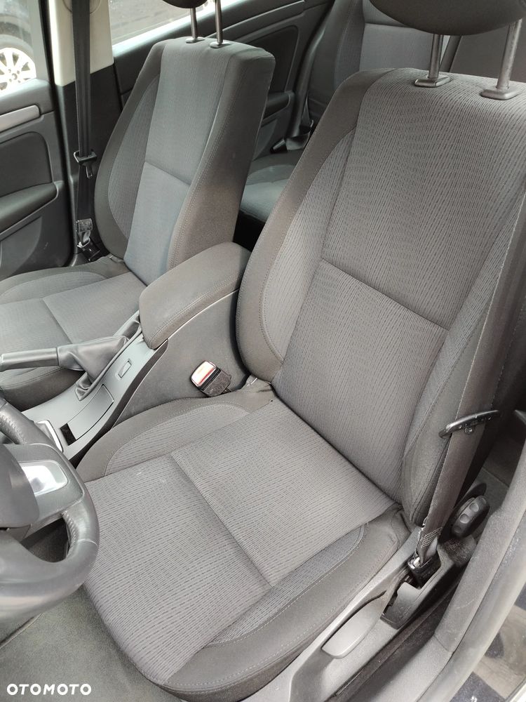 Renault Laguna 1.6 16V Authentique - 12