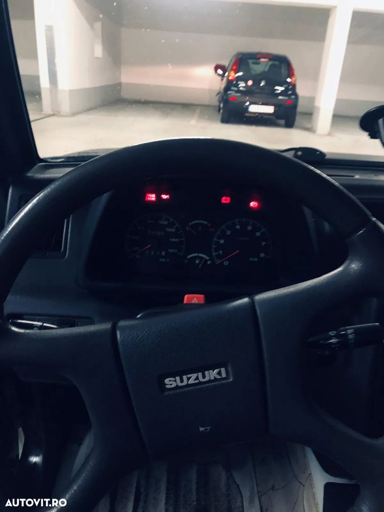 Suzuki Vitara - 3