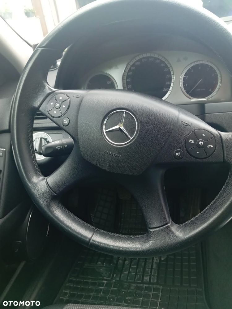 Mercedes-Benz Klasa C 180 Kompressor BlueEFFICIENCY - 7
