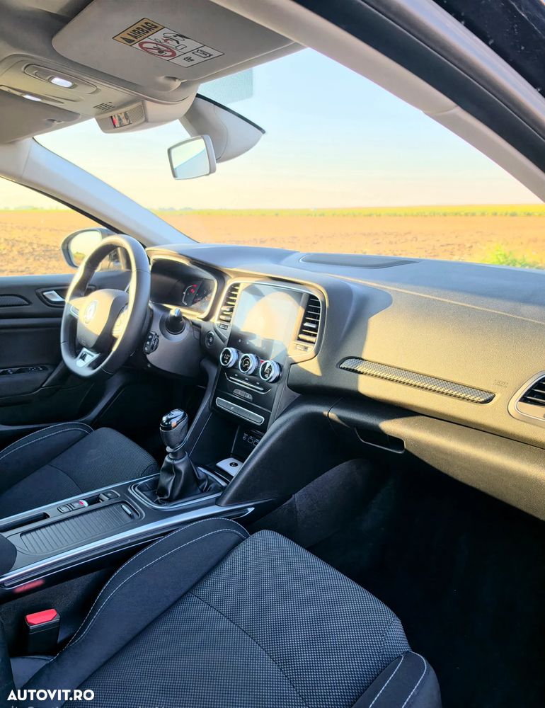 Renault Megane - 18