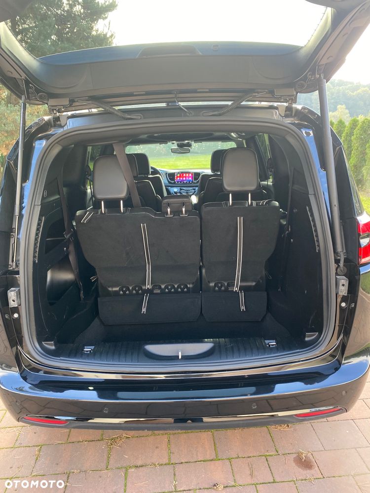 Chrysler Pacifica - 23