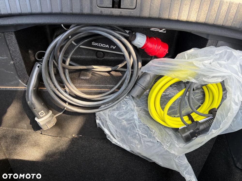 Skoda Enyaq 60 62kWh - 36