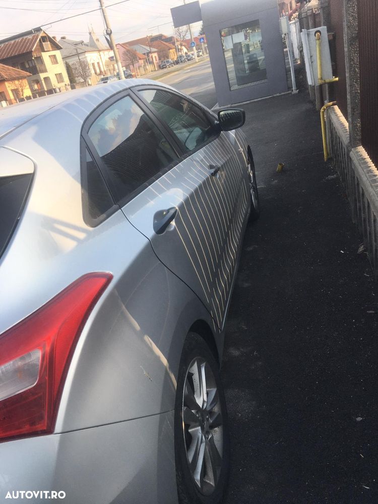 Hyundai i30 1.4 CRDi Classic - 4