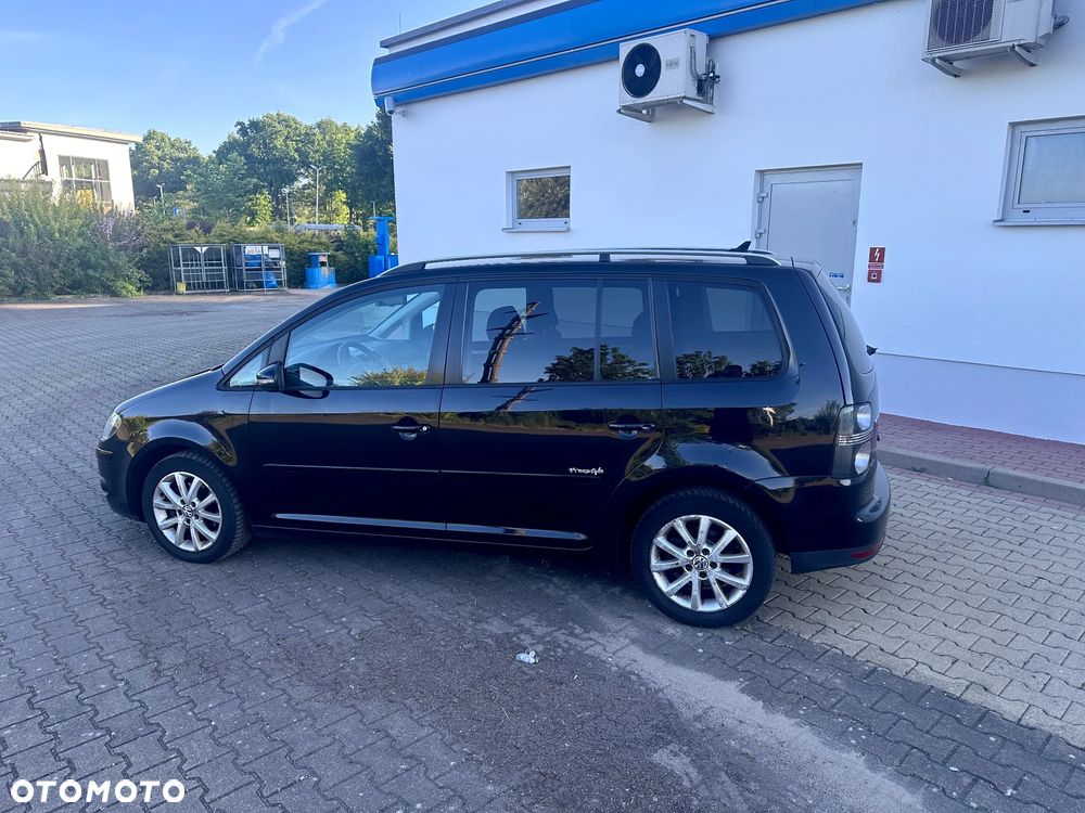 Volkswagen Touran 1.9 TDI Freestyle - 12