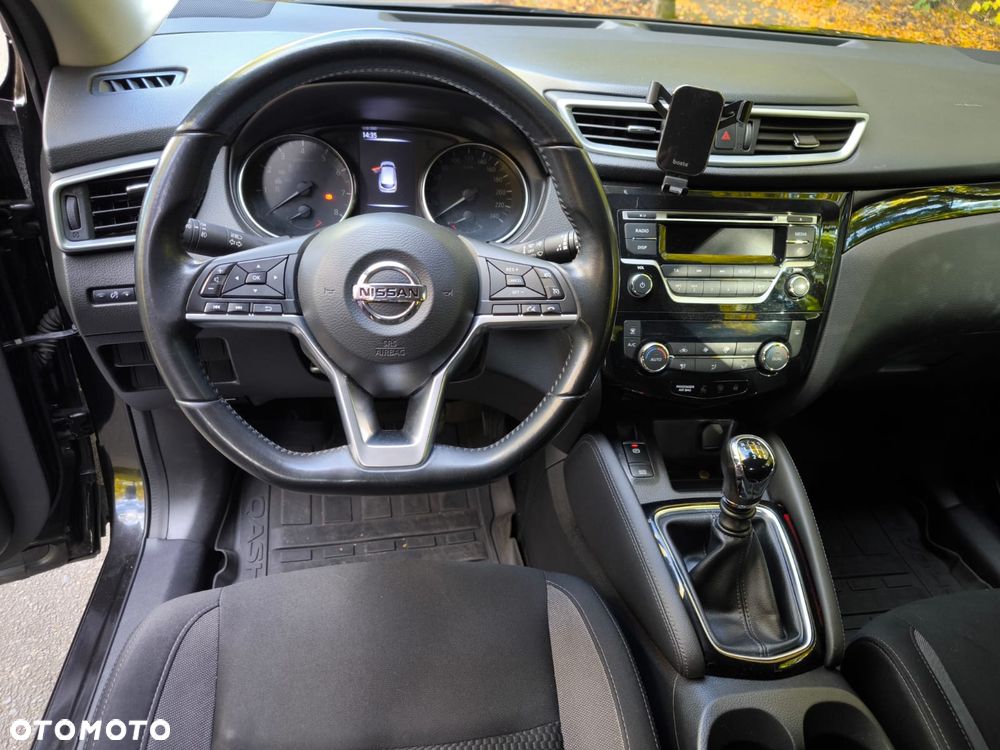 Nissan Qashqai 2017 photo 2