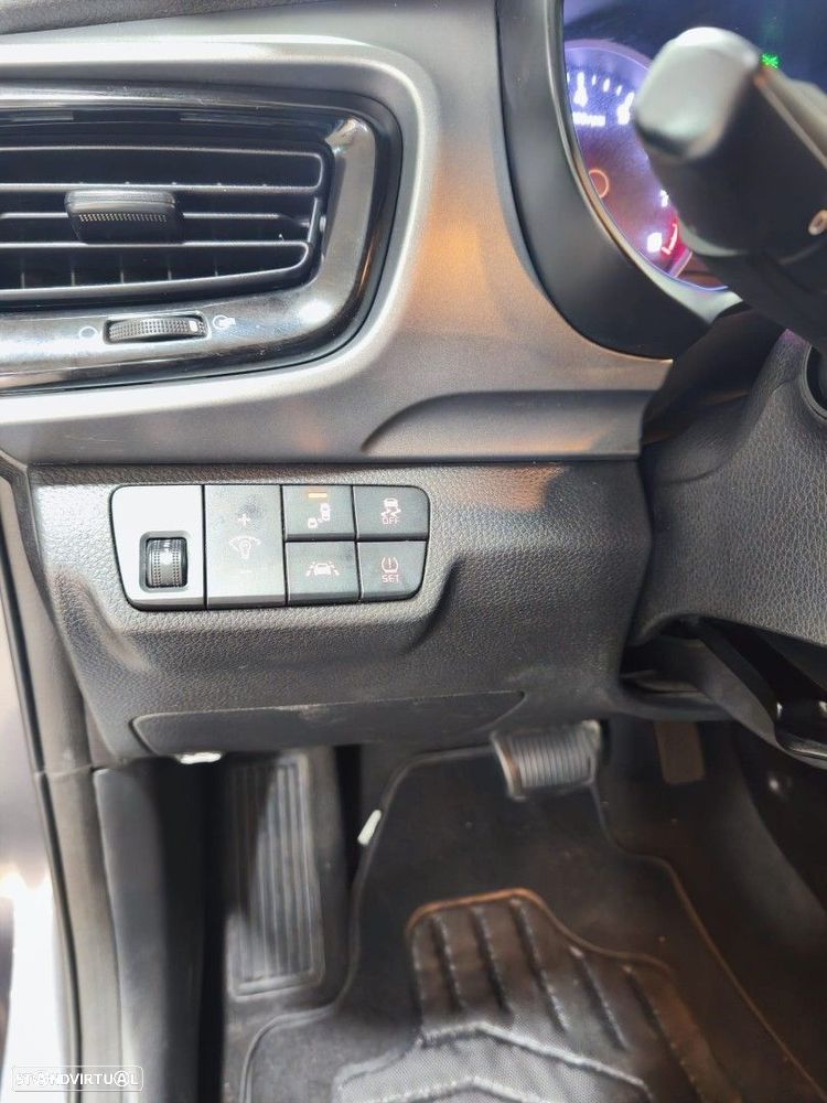 Kia Stonic 1.0 T-GDI Tech 7DCT - 14