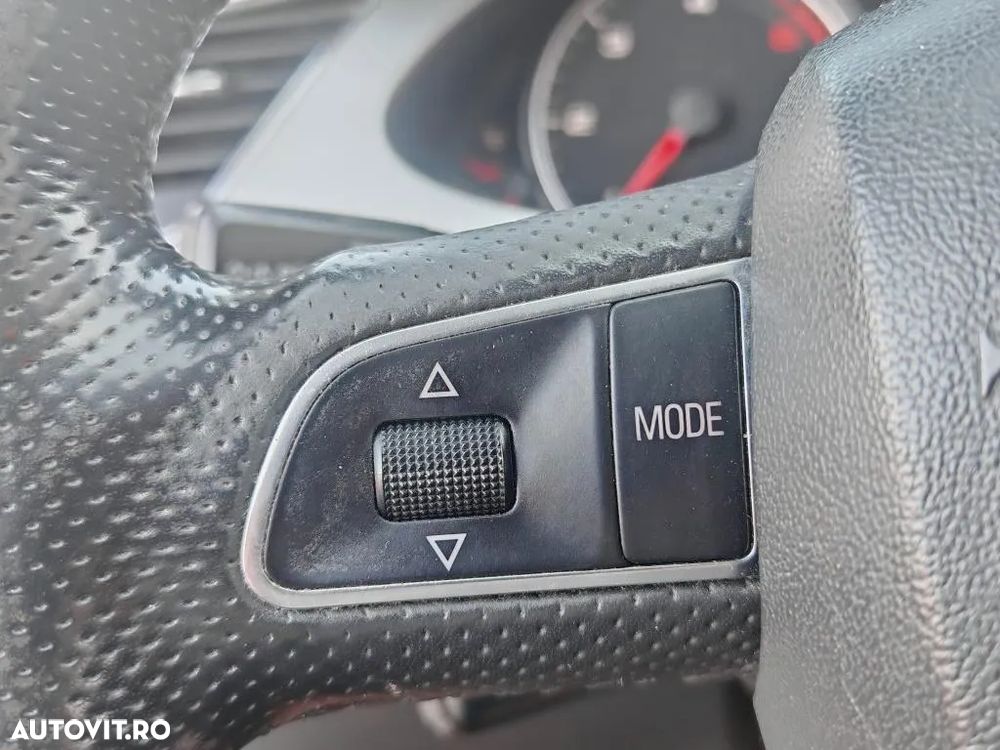 Audi A4 2.0 TDI DPF multitronic Ambiente - 22