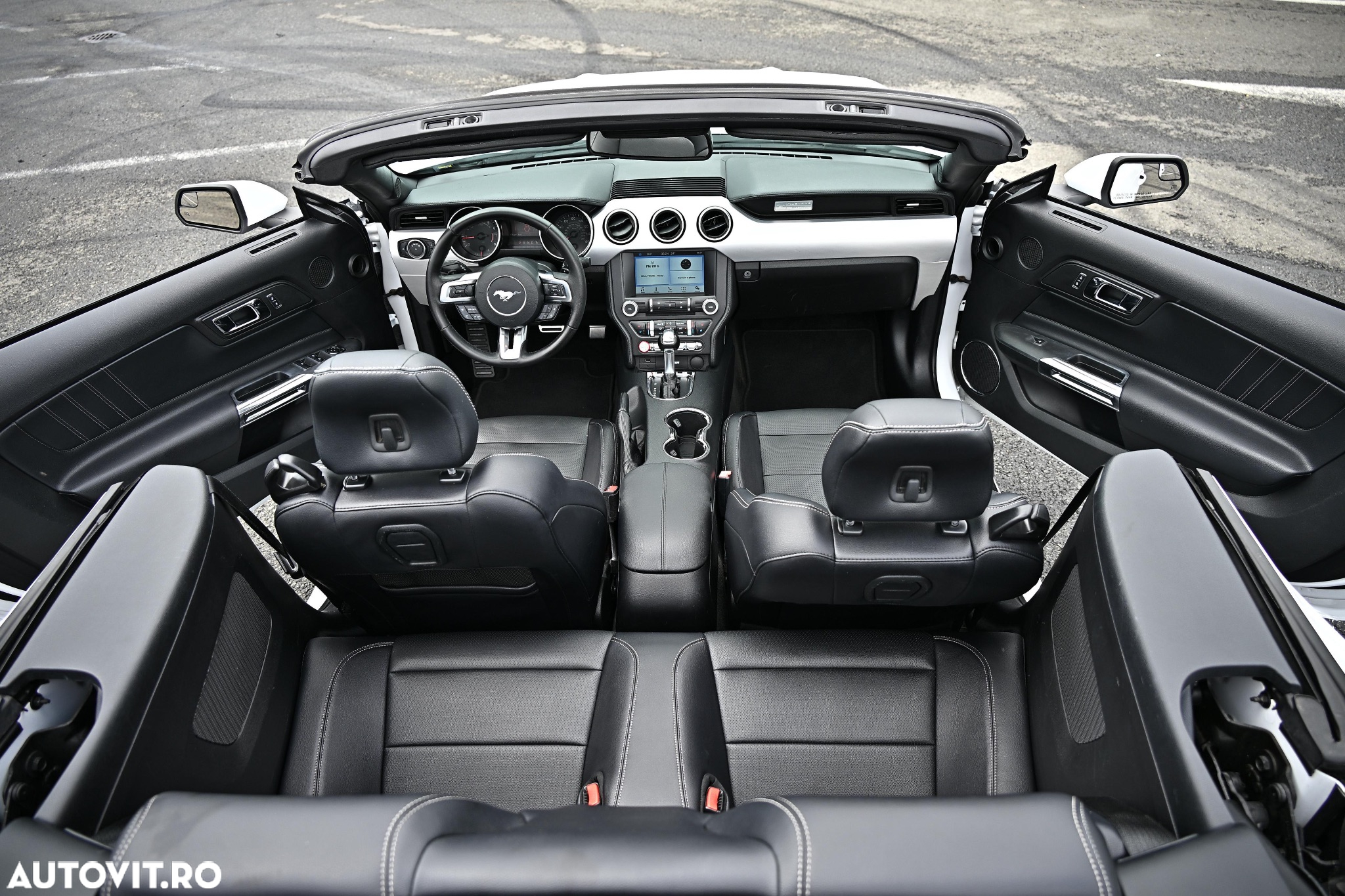 Ford Mustang Cabrio 2.3 Eco Boost - 8