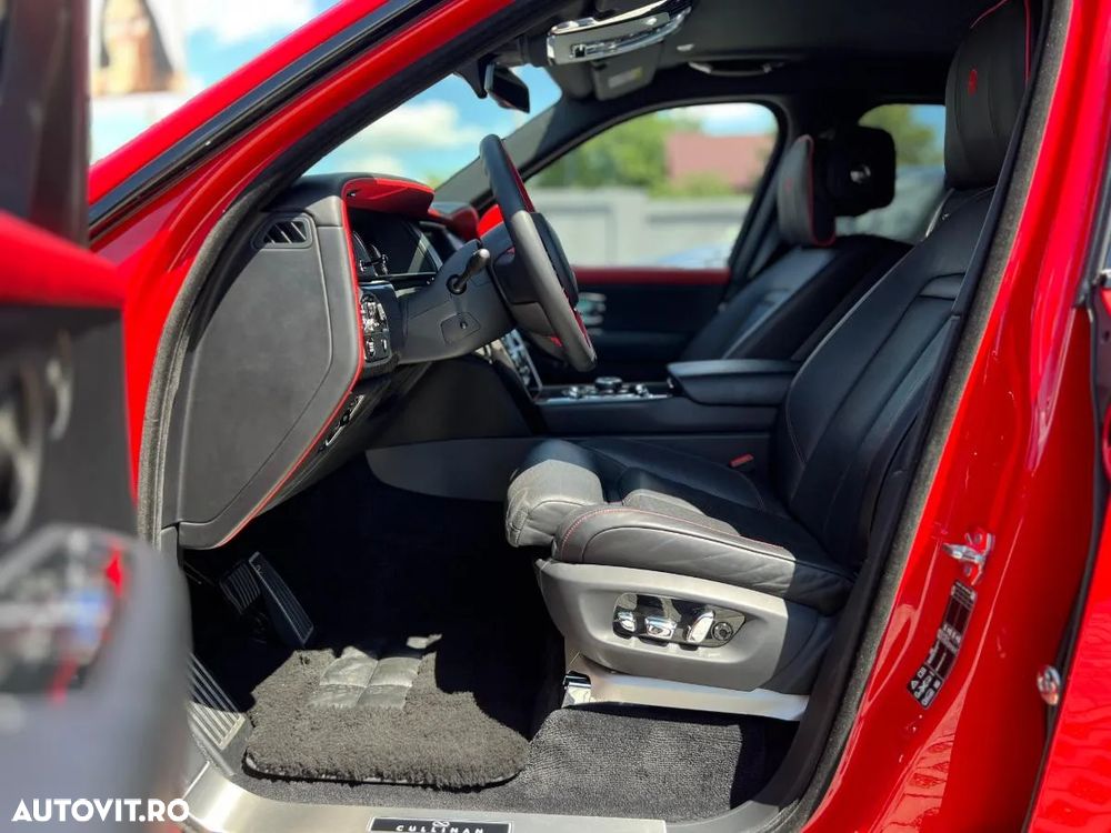 Rolls-Royce Cullinan - 11