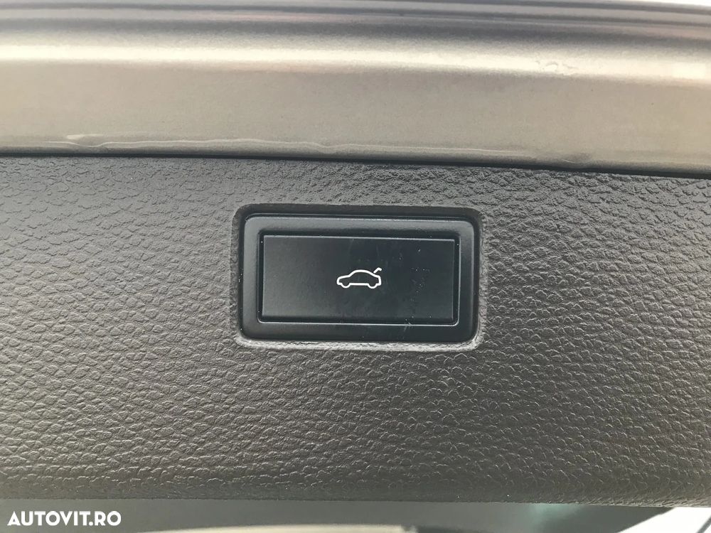 Volkswagen Passat 2.0 Blue TDI DSG SCR Highline - 37