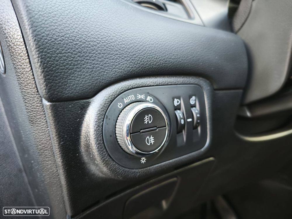 Opel Zafira 1.6 CDTi Cosmo - 17