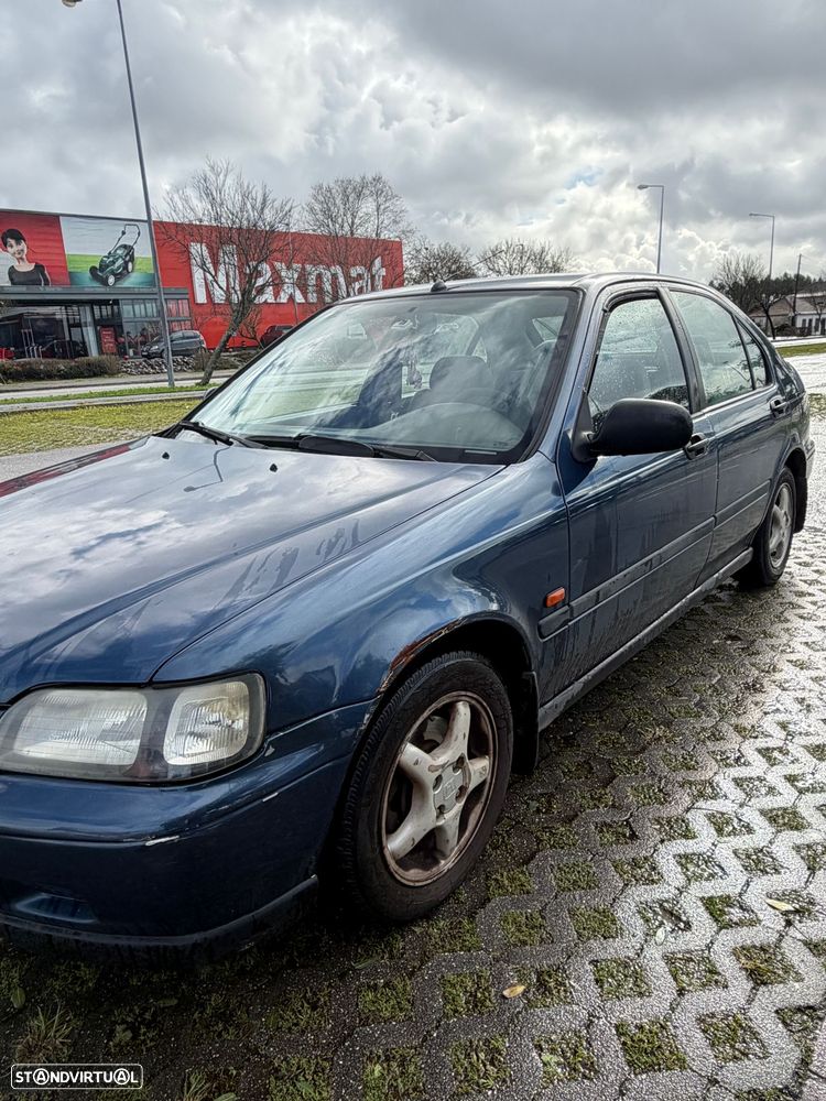 Honda Civic 1.4i - 4