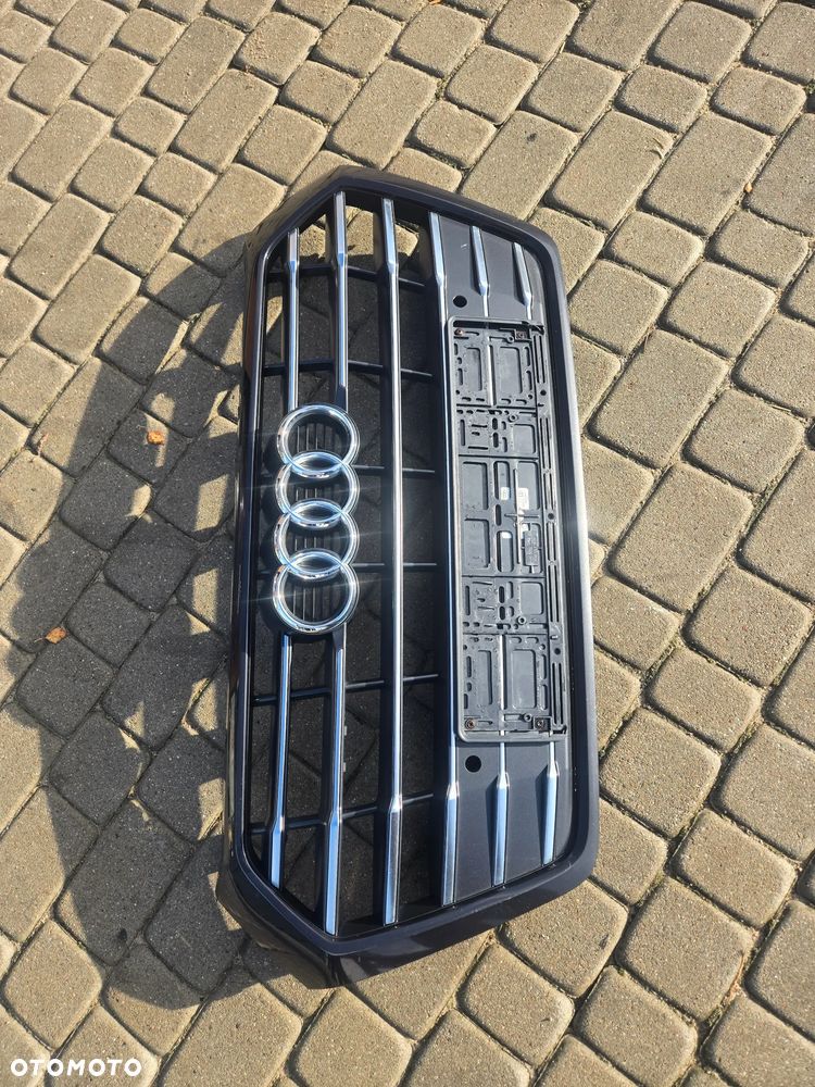 AUDI Q5 80A SLINE GRILL - 1