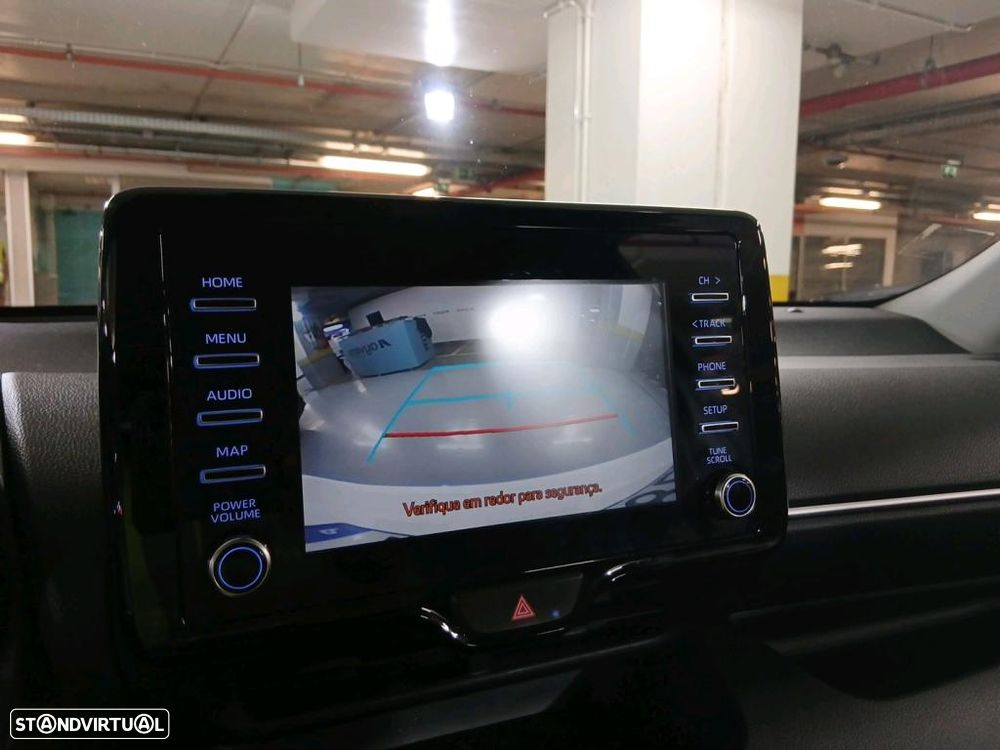 Toyota Yaris 1.5 HDF Comfort Plus - 9