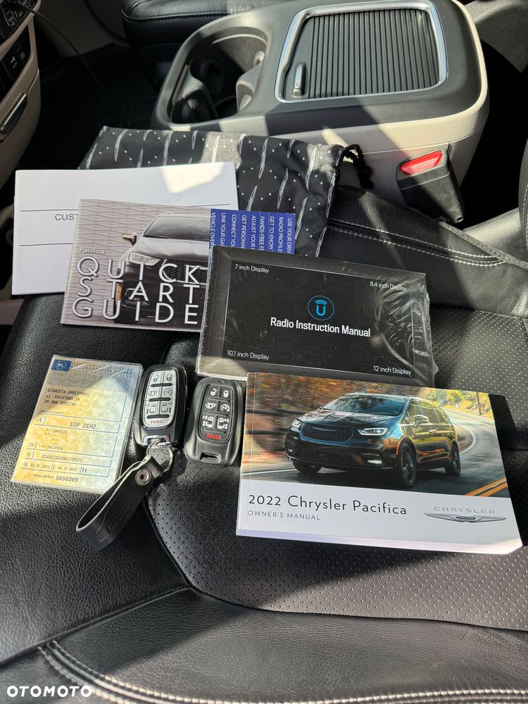 Chrysler Pacifica - 29