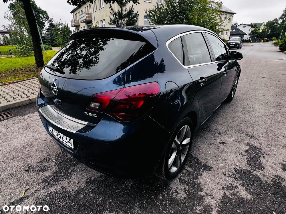 Opel Astra 1.4 Turbo Sport - 4