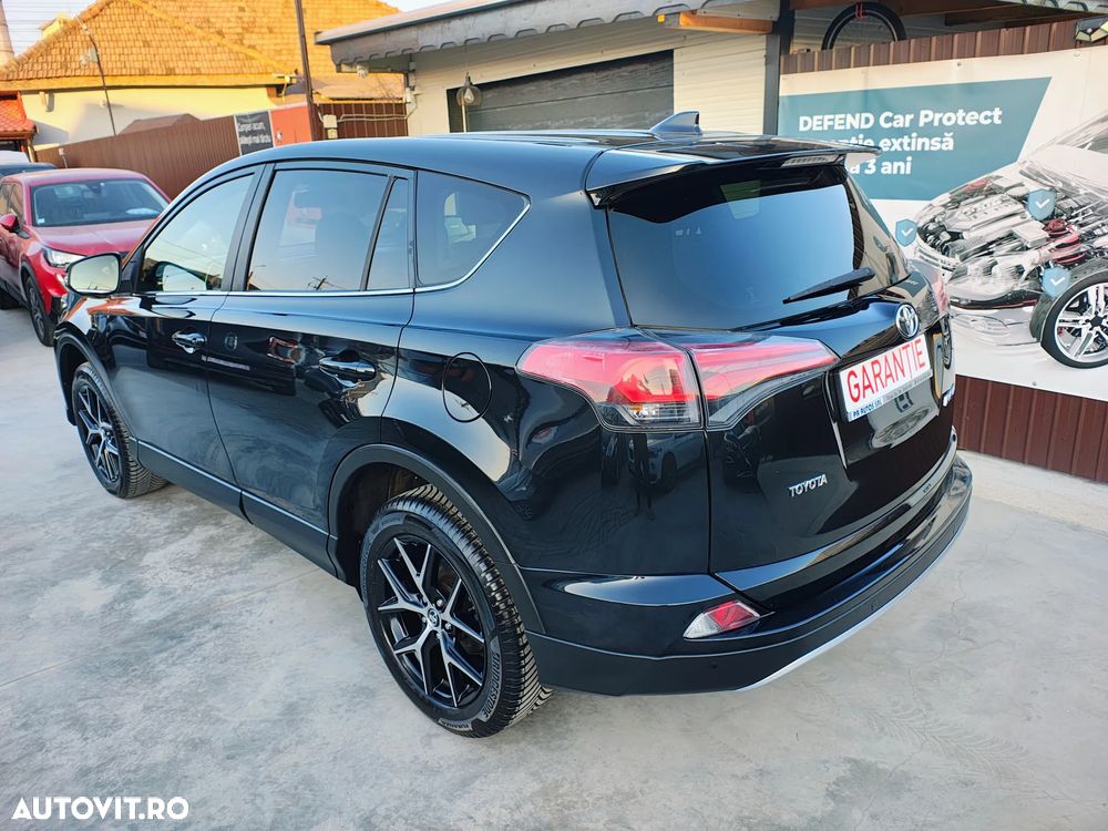 Toyota RAV4 2.0 D-4D 4x2 Start-Stop Executive - 3