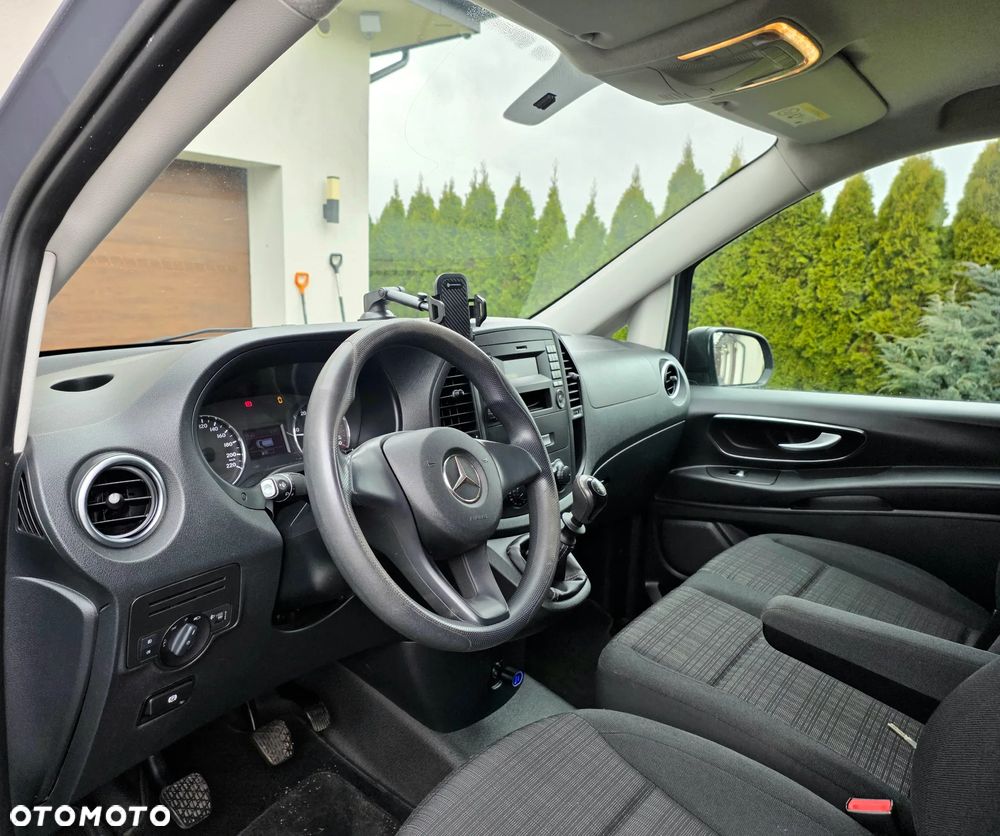 Mercedes-Benz VITO - 10