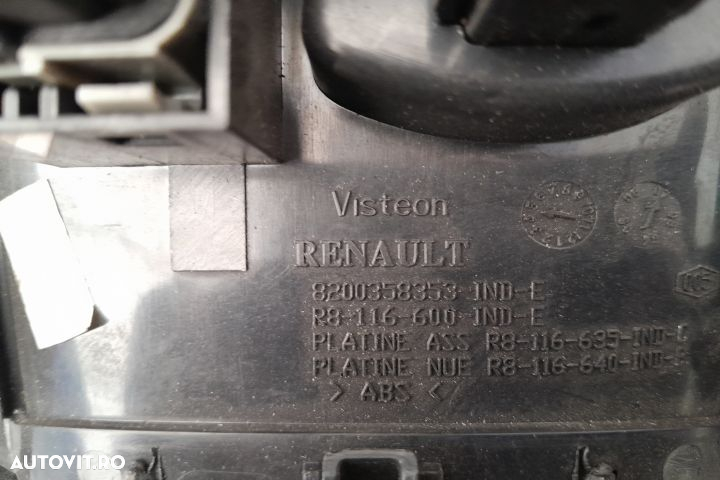 Consola centrala 8200358353 Renault Laguna 2  [din 2001 pana  2005] G - 2