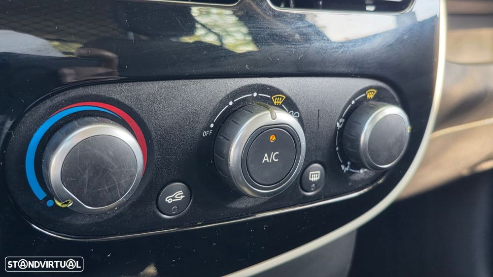 Renault Clio 1.5 dCi Zen - 22