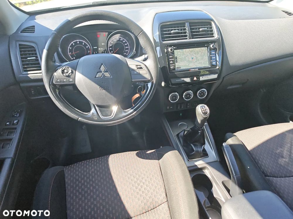 Mitsubishi ASX - 27