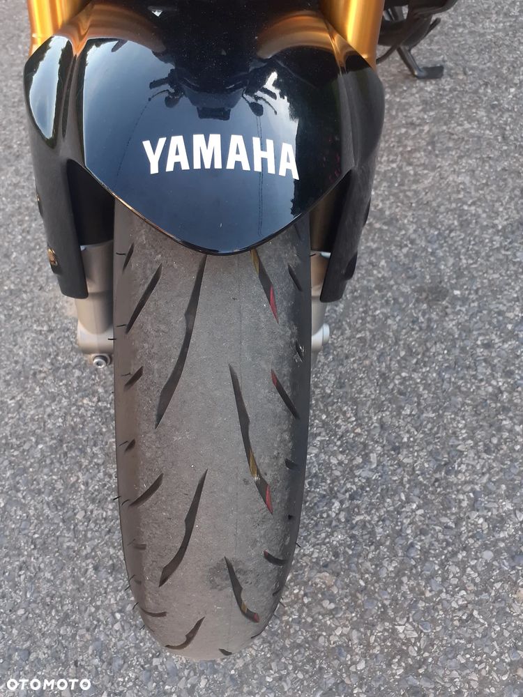 Yamaha MT - 8