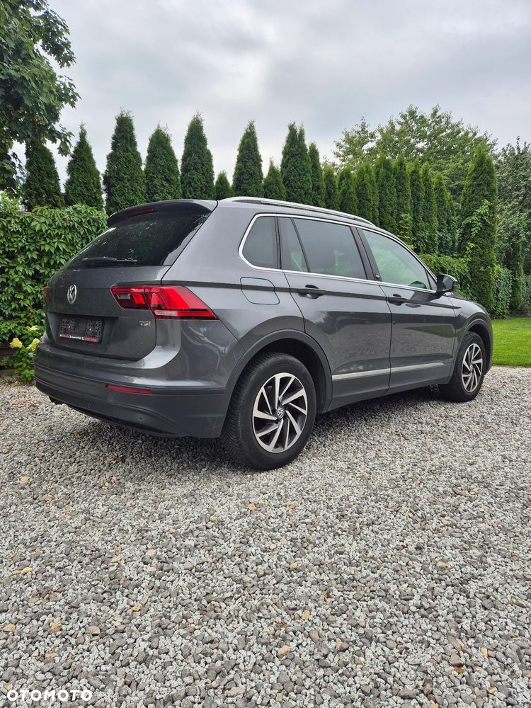 Volkswagen Tiguan - 4