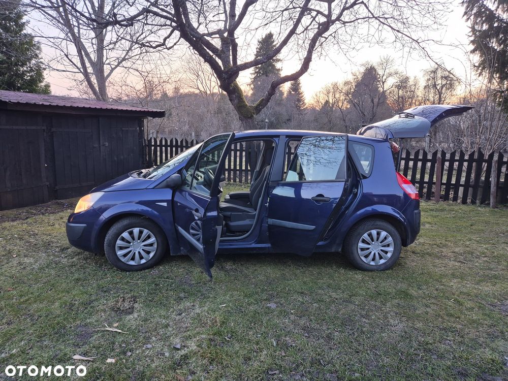 Renault Scenic - 8