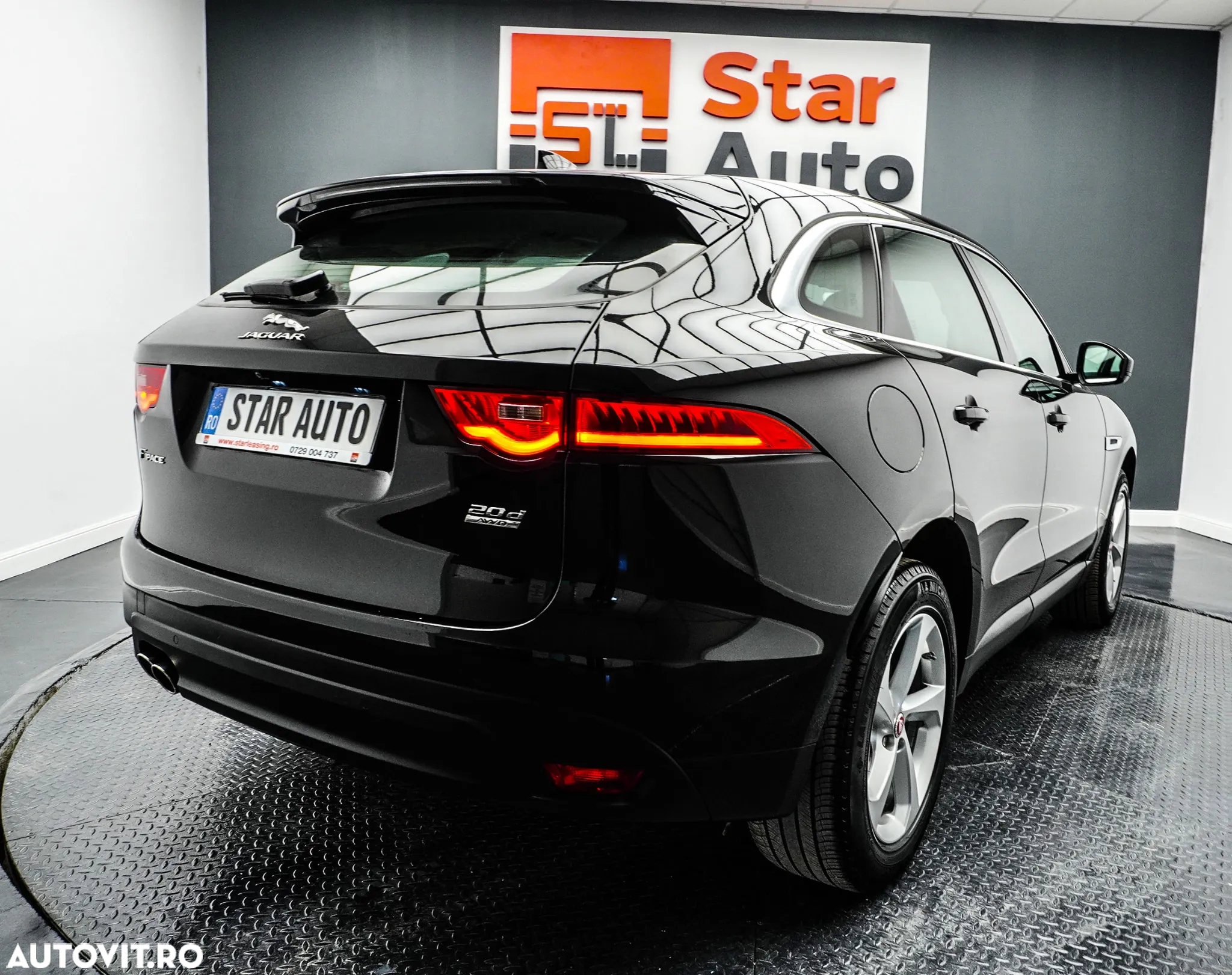 Jaguar F-Pace 20d AWD Chequered Flag - 7