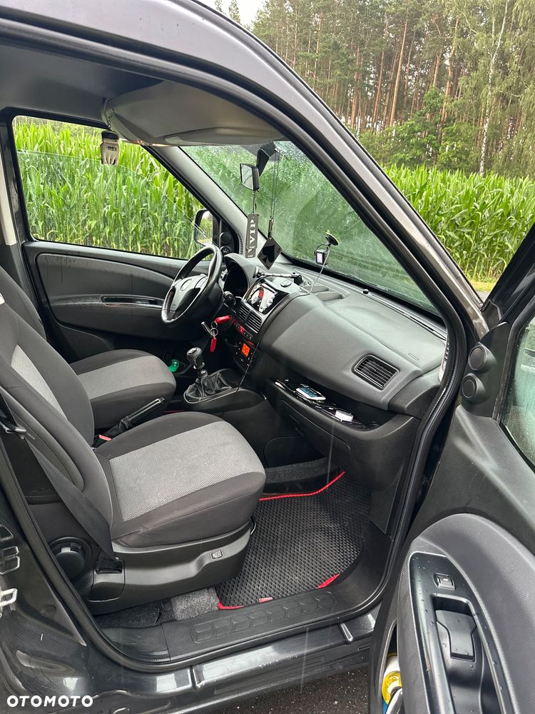 Fiat Doblo 2.0 Multijet 16V Emotion - 11
