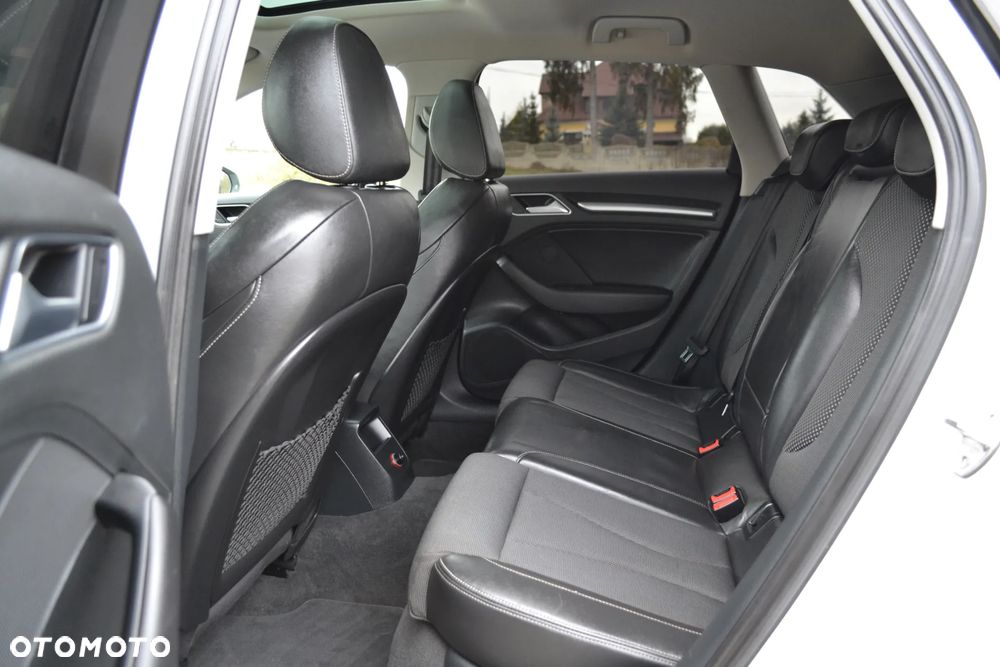 Audi A3 Sportback 1.6 TDI (clean diesel) S line Sportpaket - 21