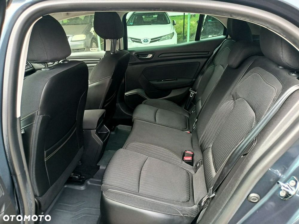 Renault Megane 1.6 SCe Life - 27