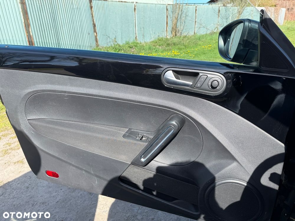 Volkswagen Beetle 1.6 TDI Design - 21